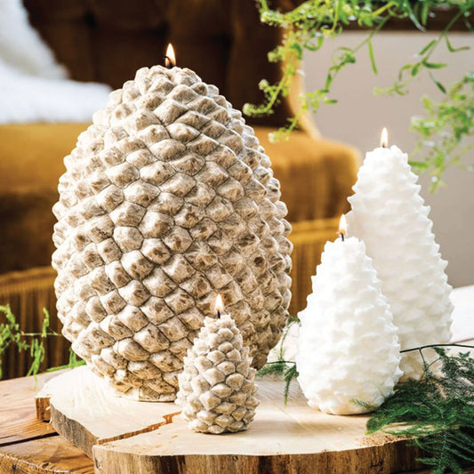 Bougies La Francaise - Pine Cone Candle Medium - Made in Tunisia, Beige color , +/- 25-Hour Burn Time - 3.15 x 5.12 inches